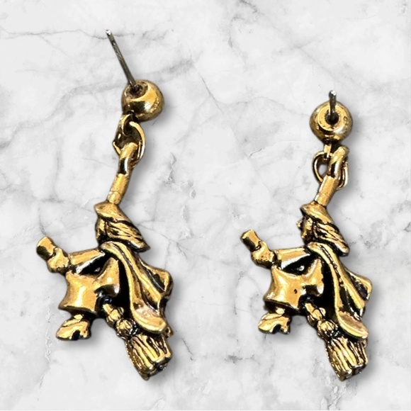 Vintage Avon Witches on a Broom Earrings - Picture 2 of 2